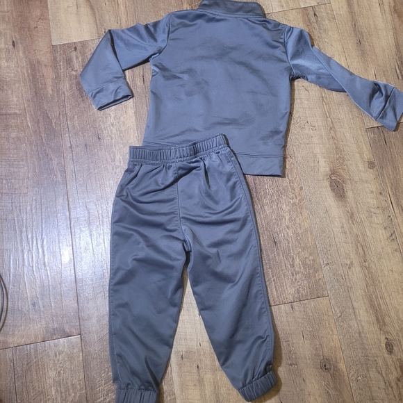 Nike Grey 2Pc Tracksuit 24month/t193 - Picture 4 of 5